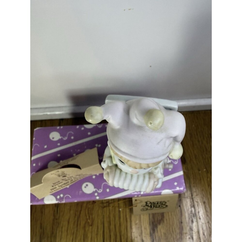 Precious Moments Figurine B0106 Jest Let You Know Tops - Picture 5 of 10